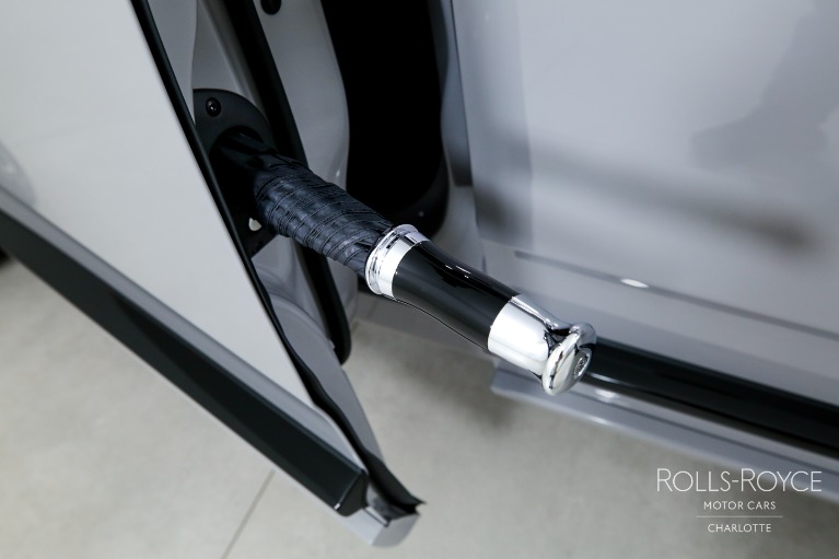 New-2025-Rolls-Royce-Black-Badge-Cullinan