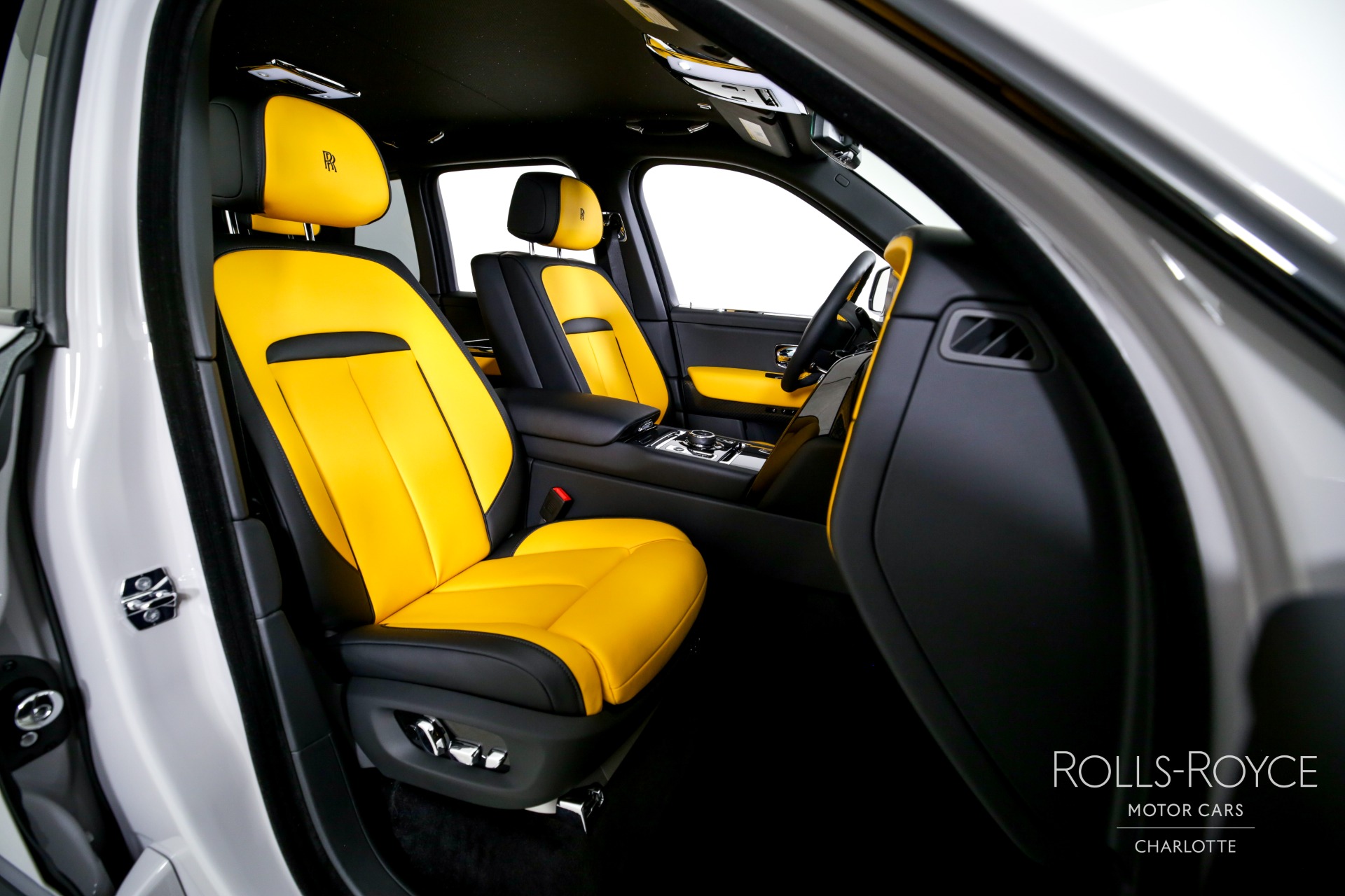 New 2025 Rolls-Royce Black Badge Cullinan | Charlotte, NC