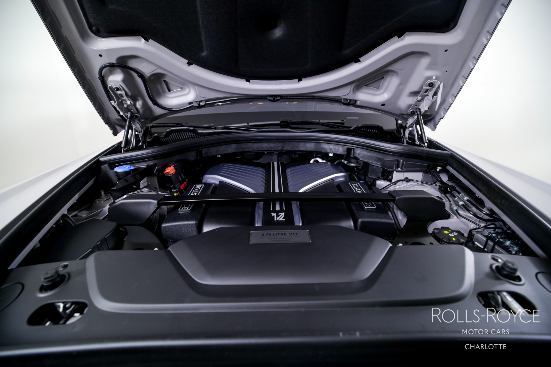 New 2025 Rolls-Royce Black Badge Cullinan | Charlotte, NC