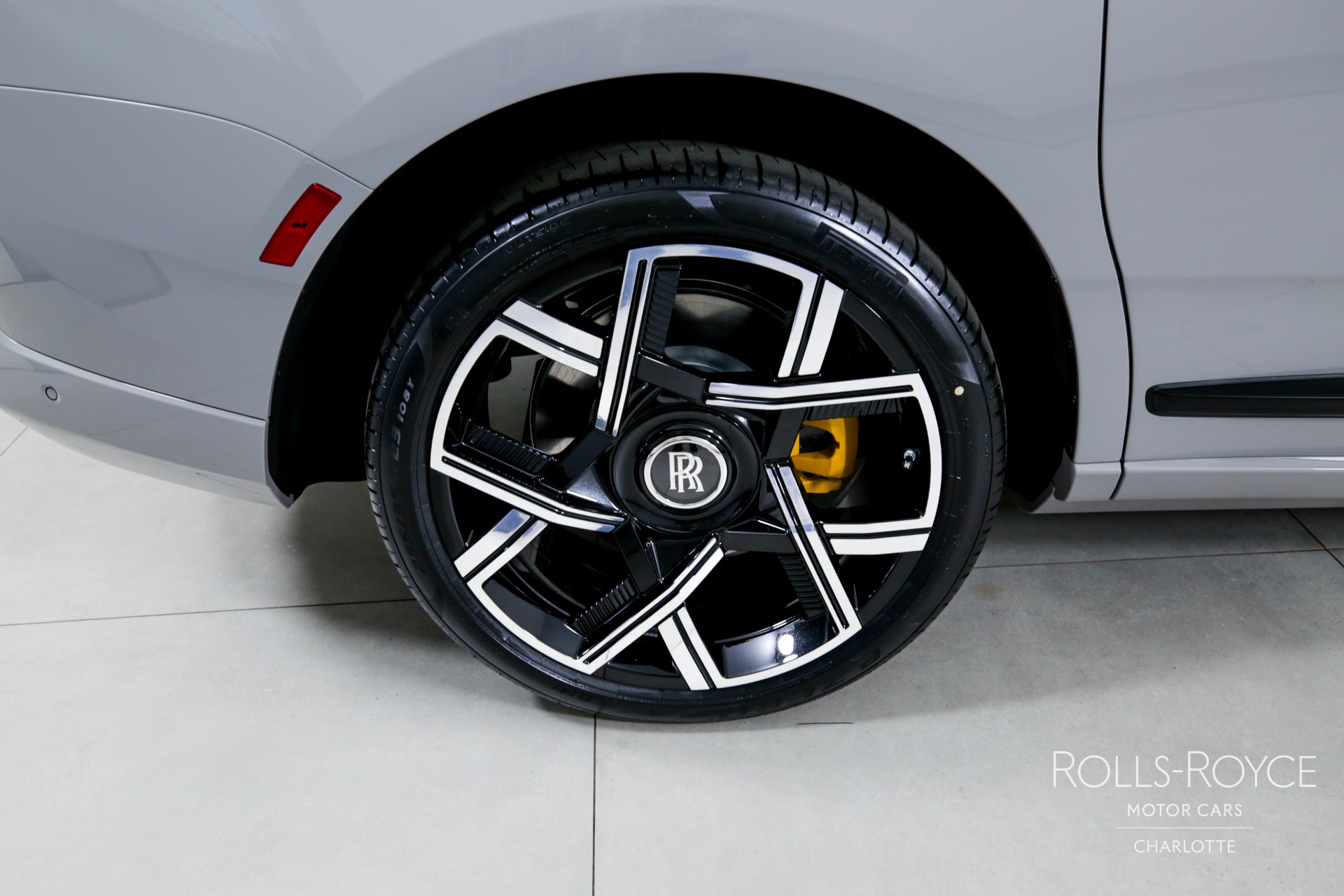 New 2025 Rolls-Royce Black Badge Cullinan | Charlotte, NC