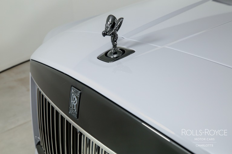 New-2025-Rolls-Royce-Black-Badge-Cullinan