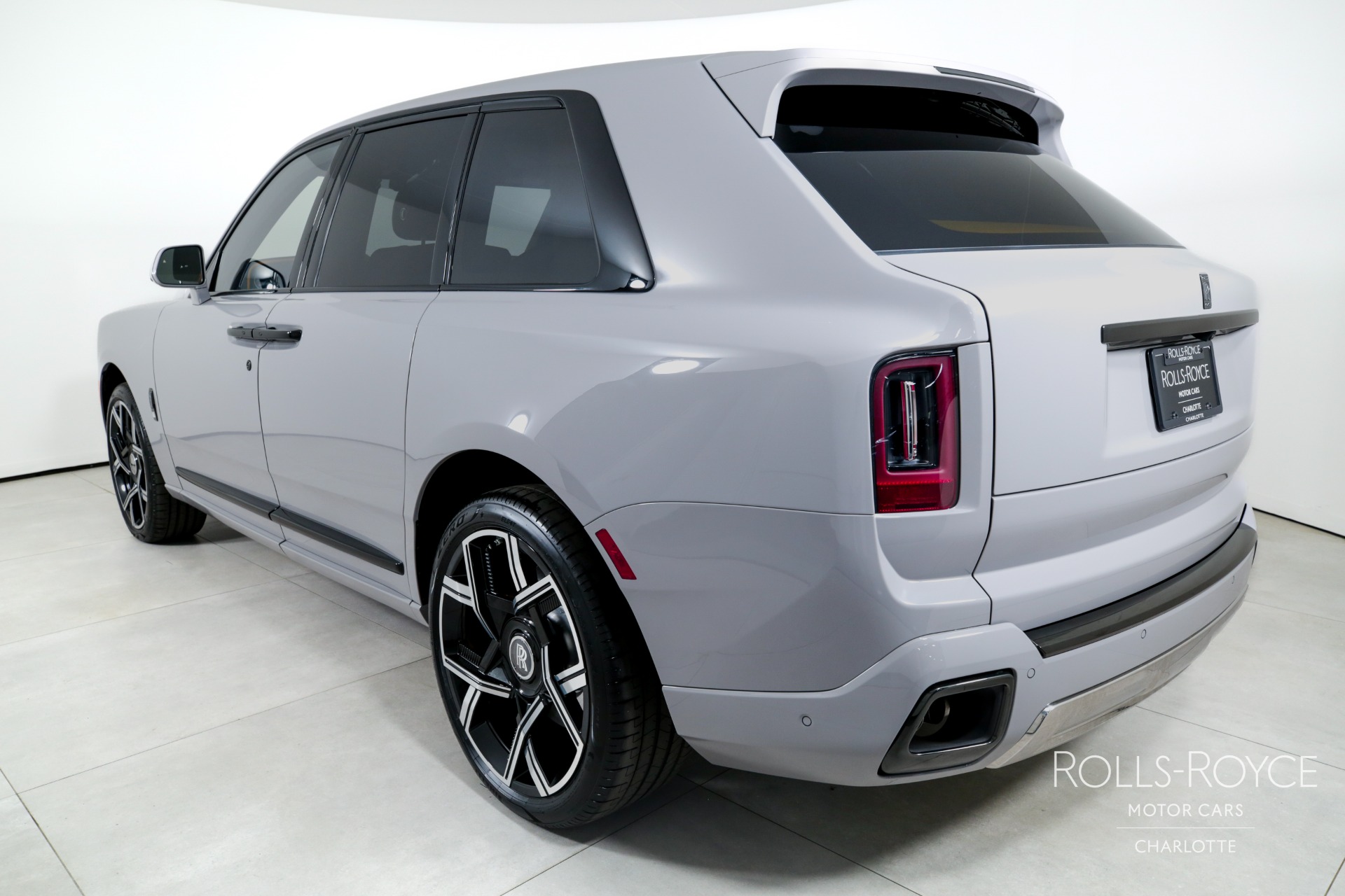 New 2025 Rolls-Royce Black Badge Cullinan | Charlotte, NC