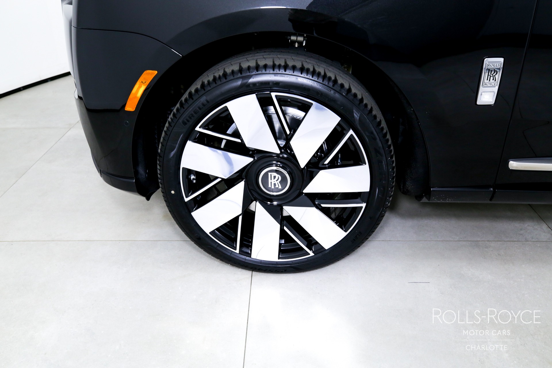 New 2025 Rolls-Royce Cullinan | Charlotte, NC