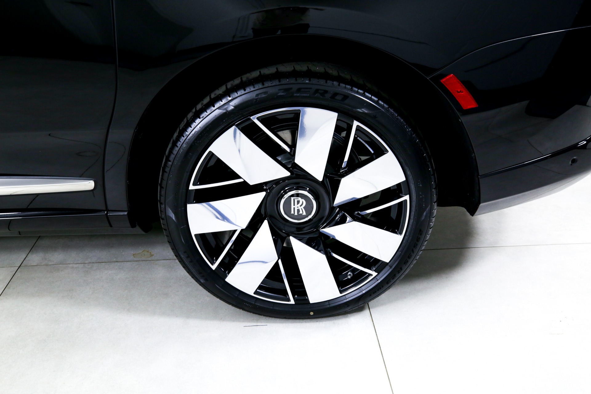 New 2025 Rolls-Royce Cullinan | Charlotte, NC