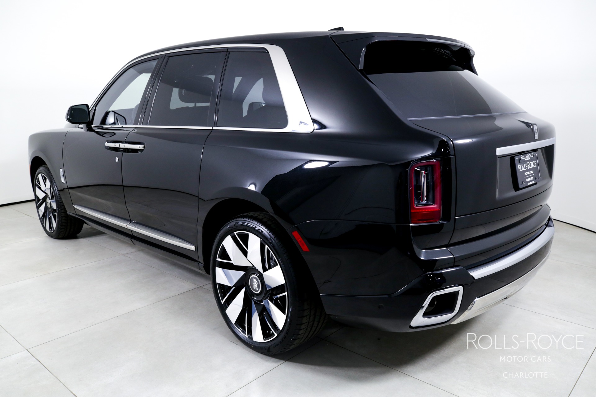 New 2025 Rolls-Royce Cullinan | Charlotte, NC
