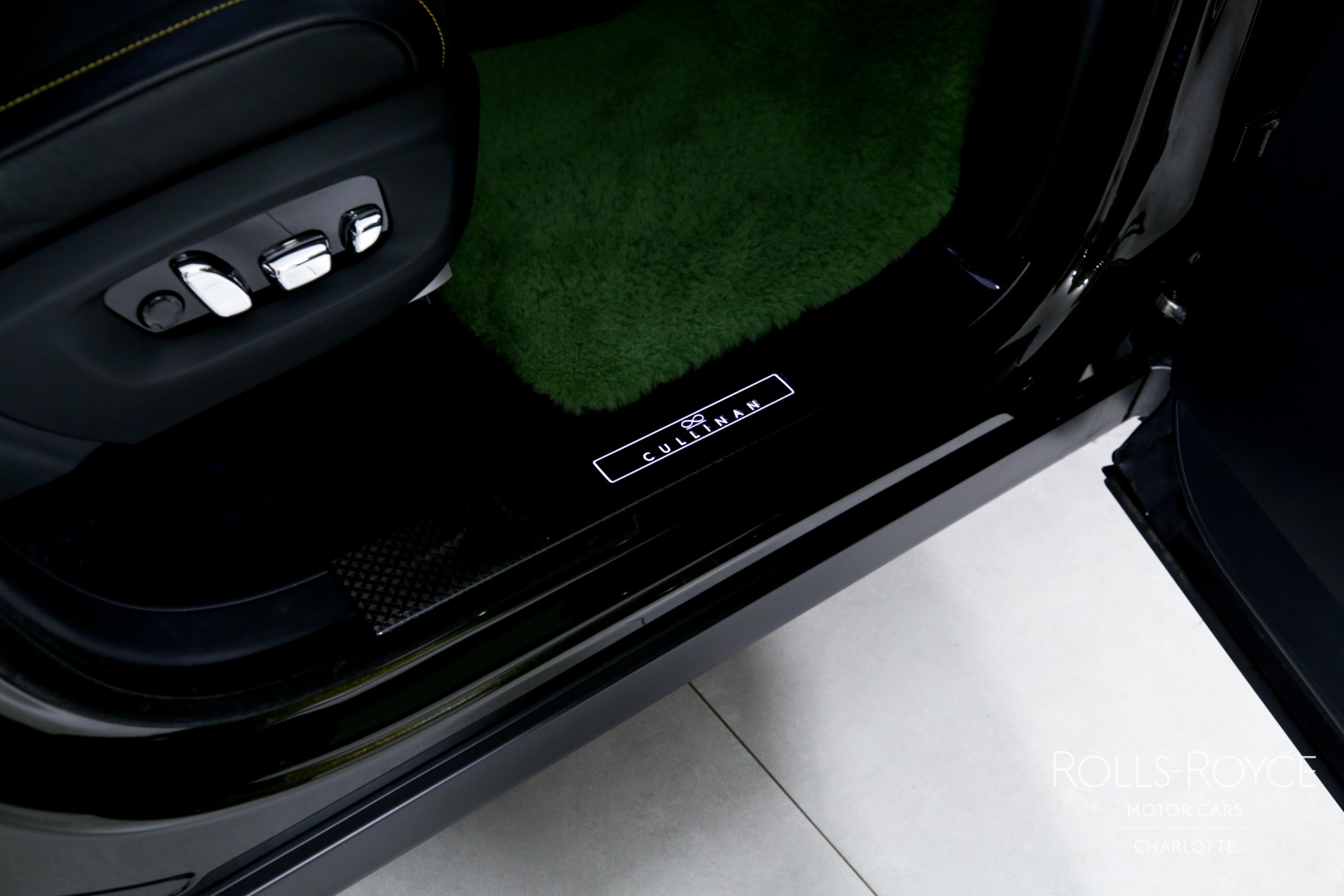 Used 2023 Rolls-Royce Black Badge Cullinan | Charlotte, NC