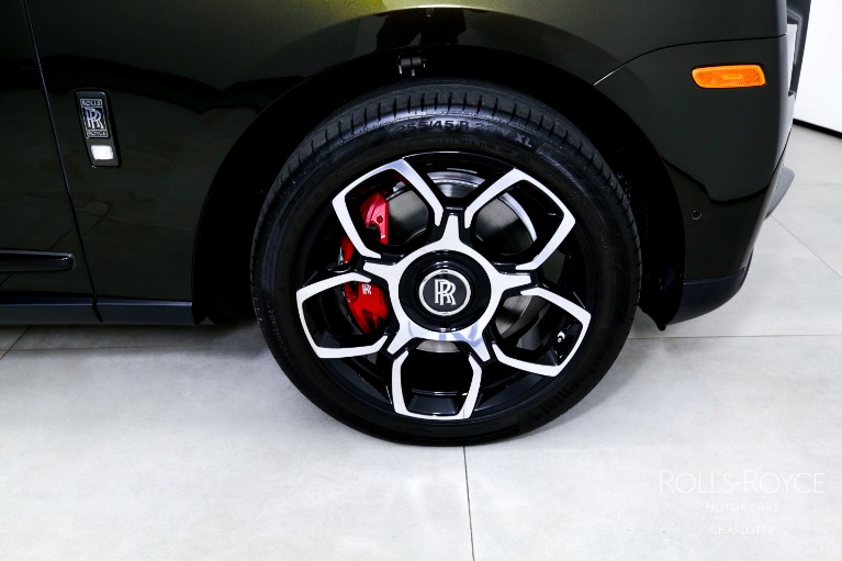 Used-2023-Rolls-Royce-Black-Badge-Cullinan