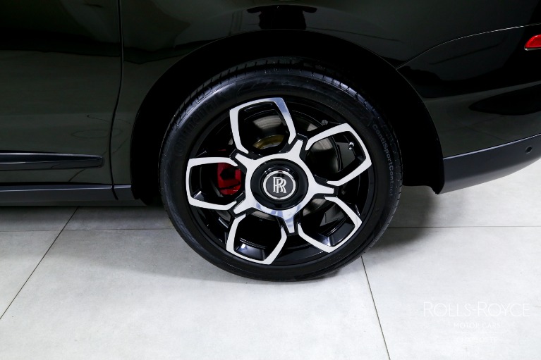 Used-2023-Rolls-Royce-Black-Badge-Cullinan