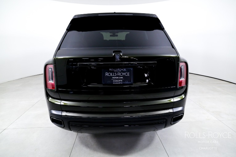 Used-2023-Rolls-Royce-Black-Badge-Cullinan