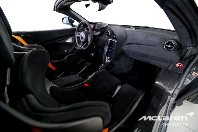 Used-2024-McLaren-750S-Spider