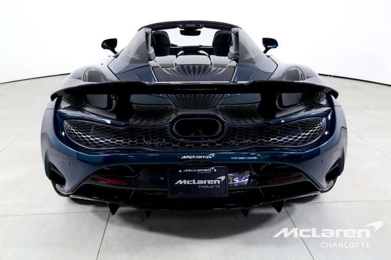 Used-2024-McLaren-750S-Spider