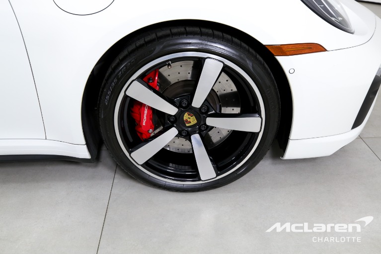 Used-2022-Porsche-911-Turbo