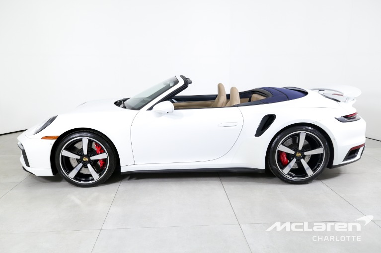 Used-2022-Porsche-911-Turbo