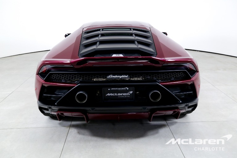 Used-2022-Lamborghini-Huracan-EVO