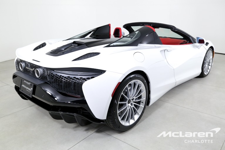 New-2025-McLaren-Artura-Spider-TechLux