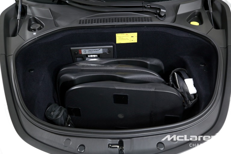 New-2025-McLaren-Artura-Spider-TechLux