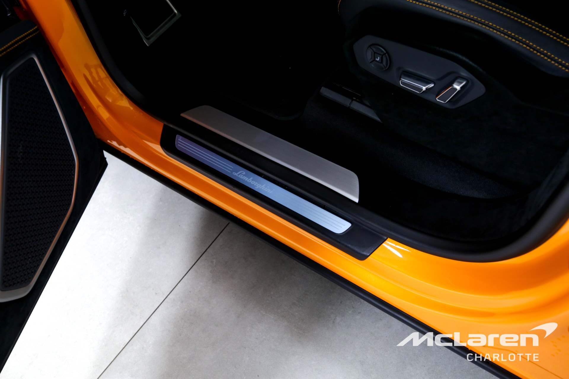 Used 2023 Lamborghini Urus Performante | Charlotte, NC
