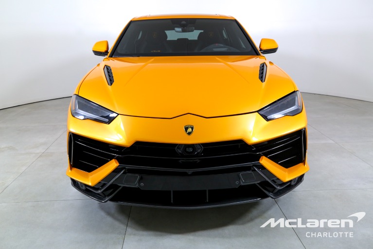 Used-2023-Lamborghini-Urus-Performante