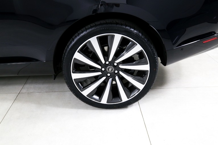 Used-2023-Land-Rover-Range-Rover-P530-SE-LWB