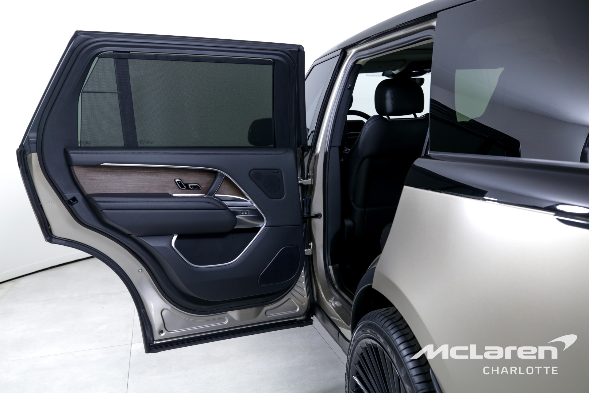 Used 2023 Land Rover Range Rover P530 SE LWB | Charlotte, NC