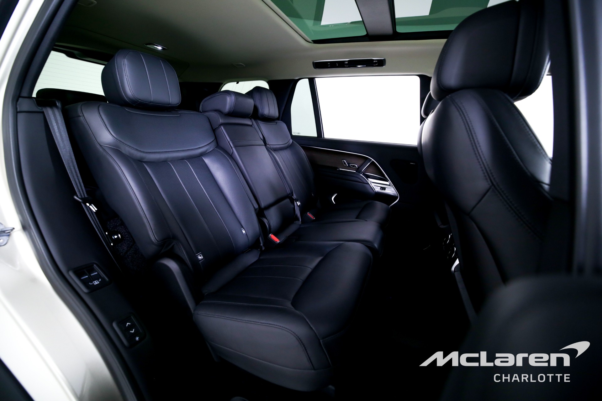 Used 2023 Land Rover Range Rover P530 SE LWB | Charlotte, NC