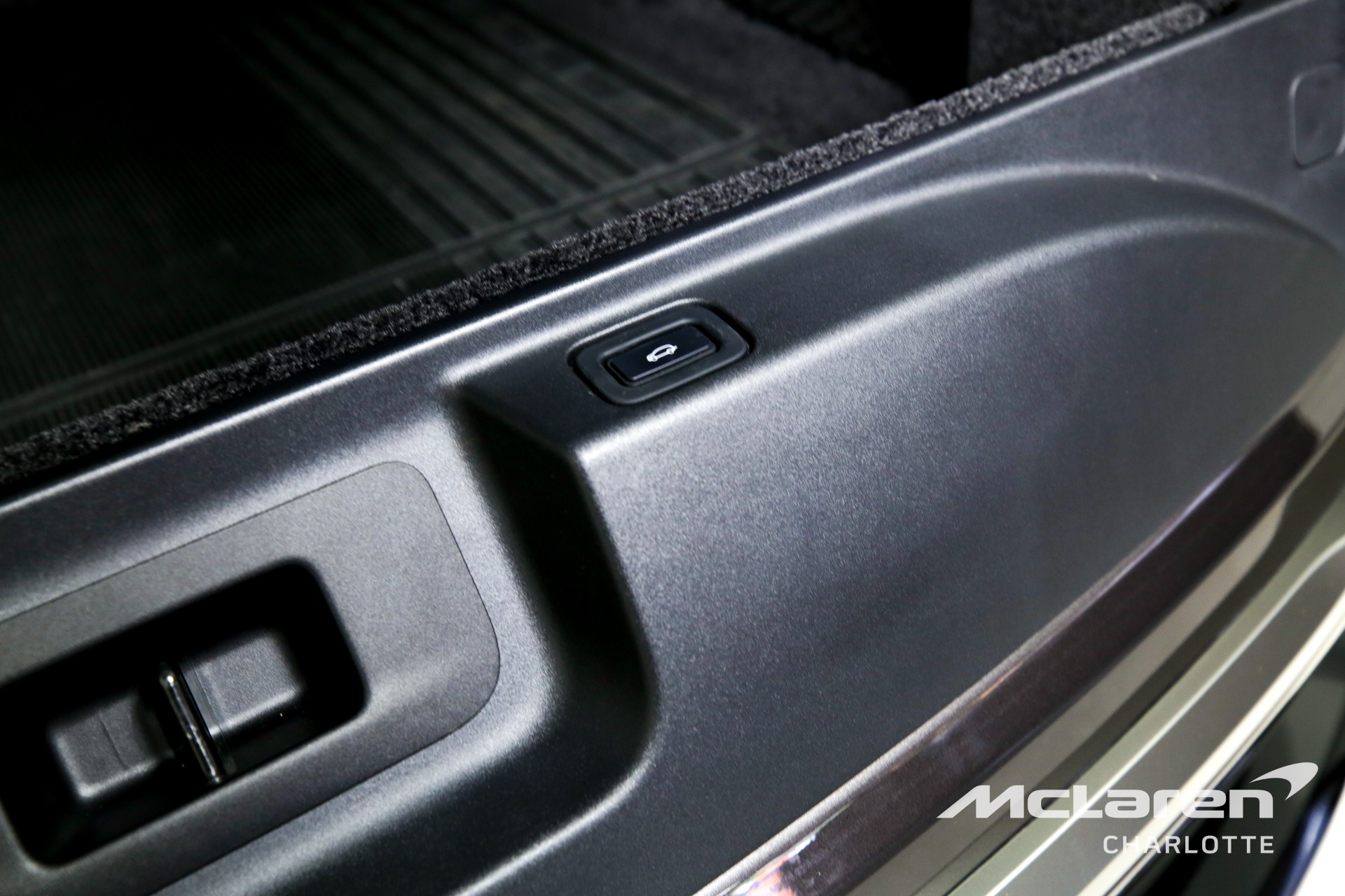 Used 2023 Land Rover Range Rover P530 SE | Charlotte, NC