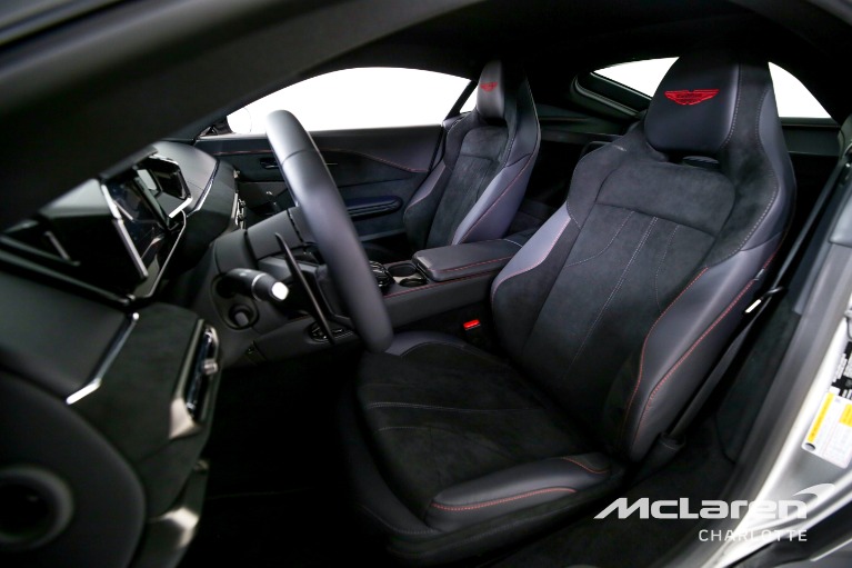 Used-2025-Aston-Martin-Vantage