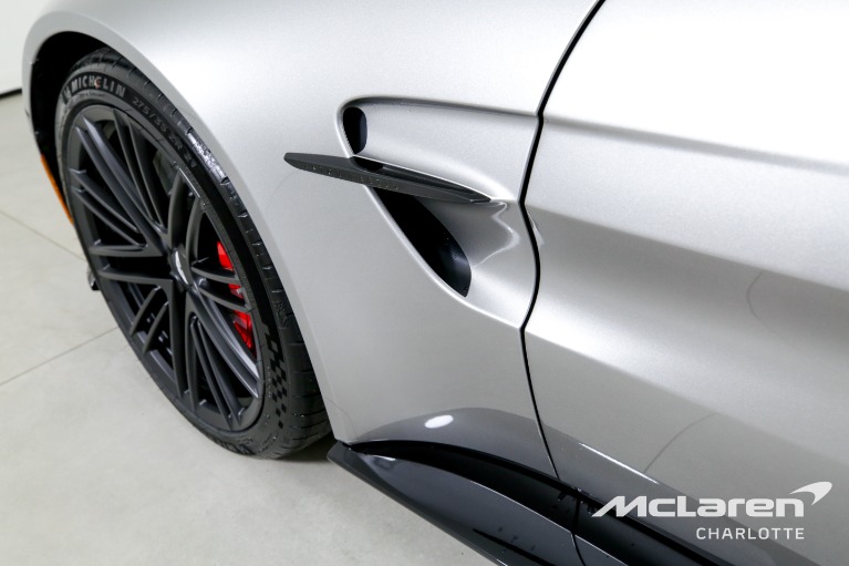 Used-2025-Aston-Martin-Vantage