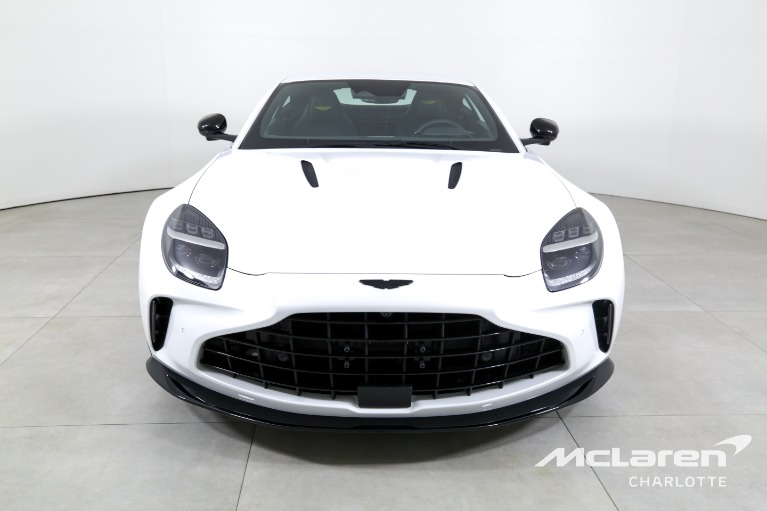 Used-2025-Aston-Martin-Vantage