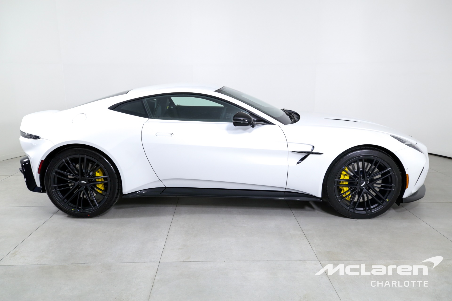 Used 2025 Aston Martin Vantage | Charlotte, NC