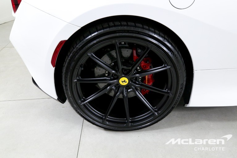 Used-2023-Ferrari-F8-Spider