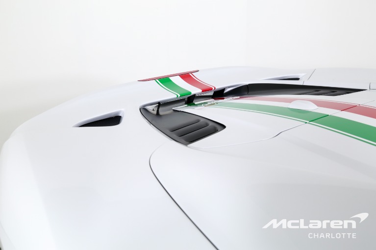 Used-2023-Ferrari-F8-Spider