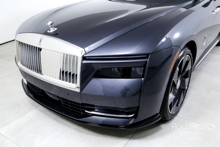 Used-2024-Rolls-Royce-Spectre
