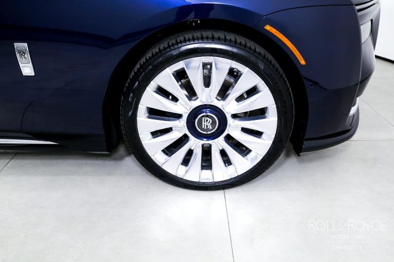 New-2024-Rolls-Royce-Spectre