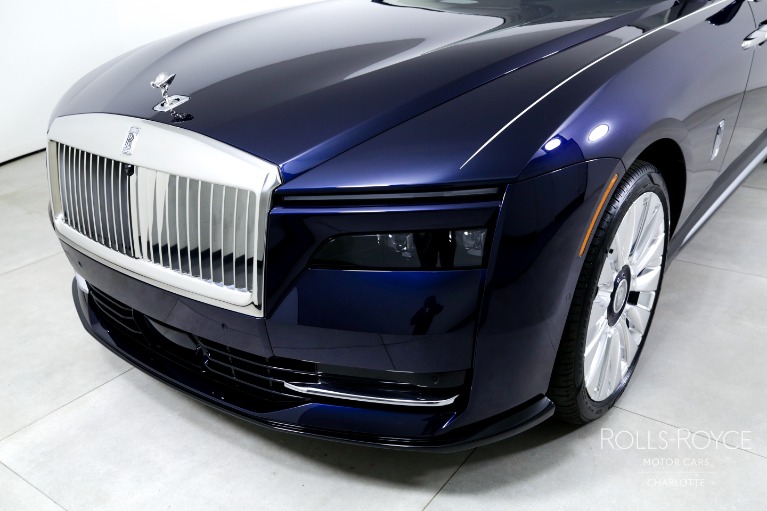New-2024-Rolls-Royce-Spectre