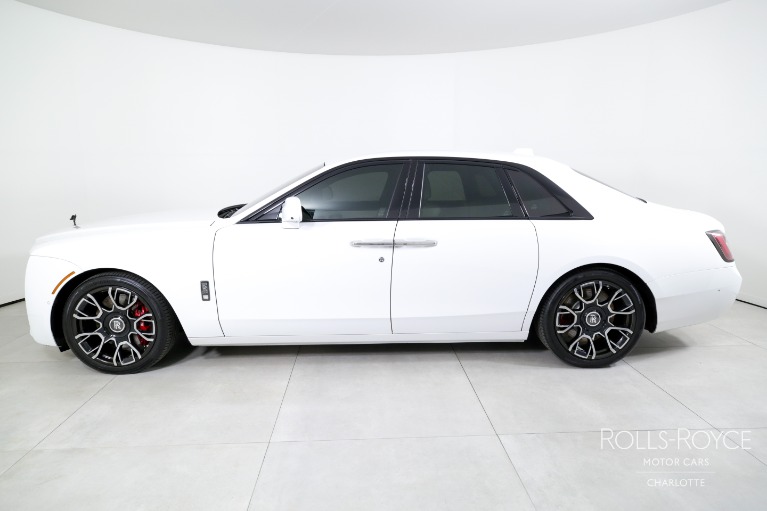 Used-2022-Rolls-Royce-Black-Badge-Ghost