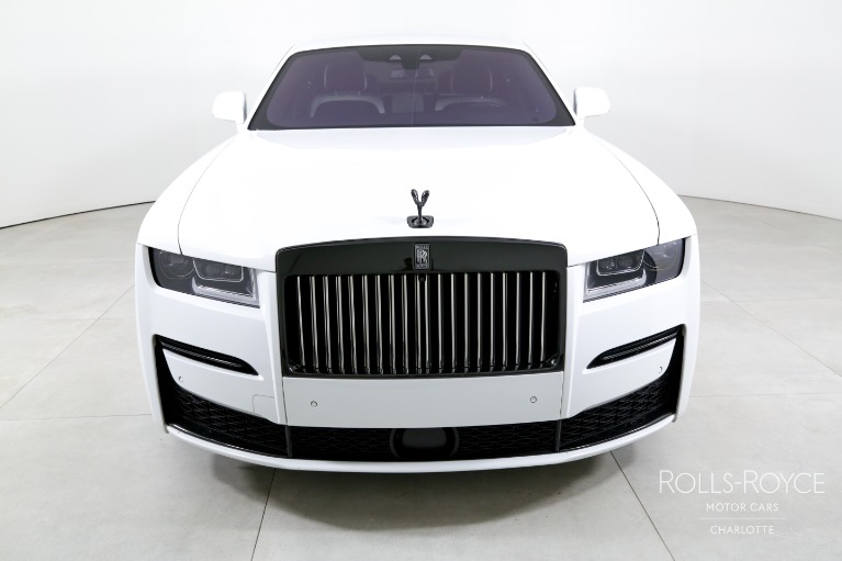 Used-2022-Rolls-Royce-Black-Badge-Ghost
