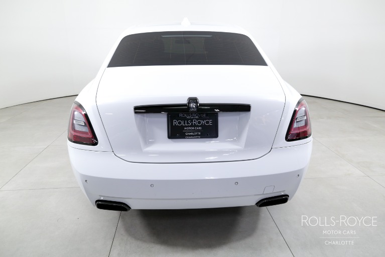 Used-2022-Rolls-Royce-Black-Badge-Ghost