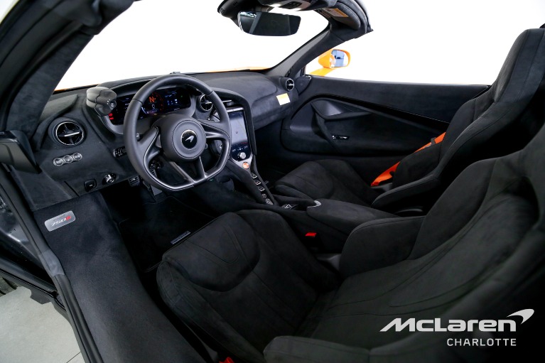 Used-2025-McLaren-750S-Spider