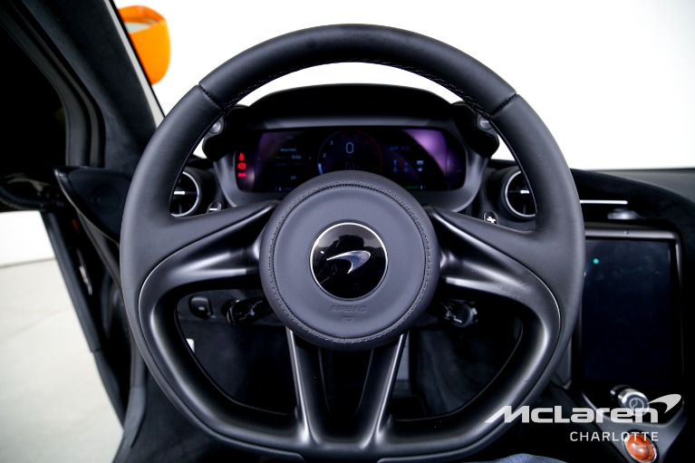 Used-2025-McLaren-750S-Spider