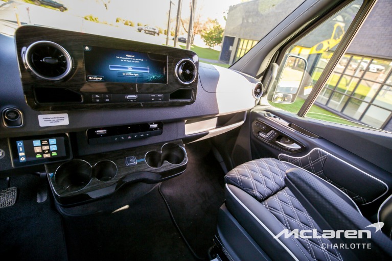 New-2024-Mercedes-Benz-Sprinter-3500XD