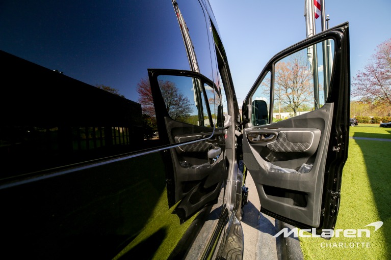 New-2024-Mercedes-Benz-Sprinter-3500XD