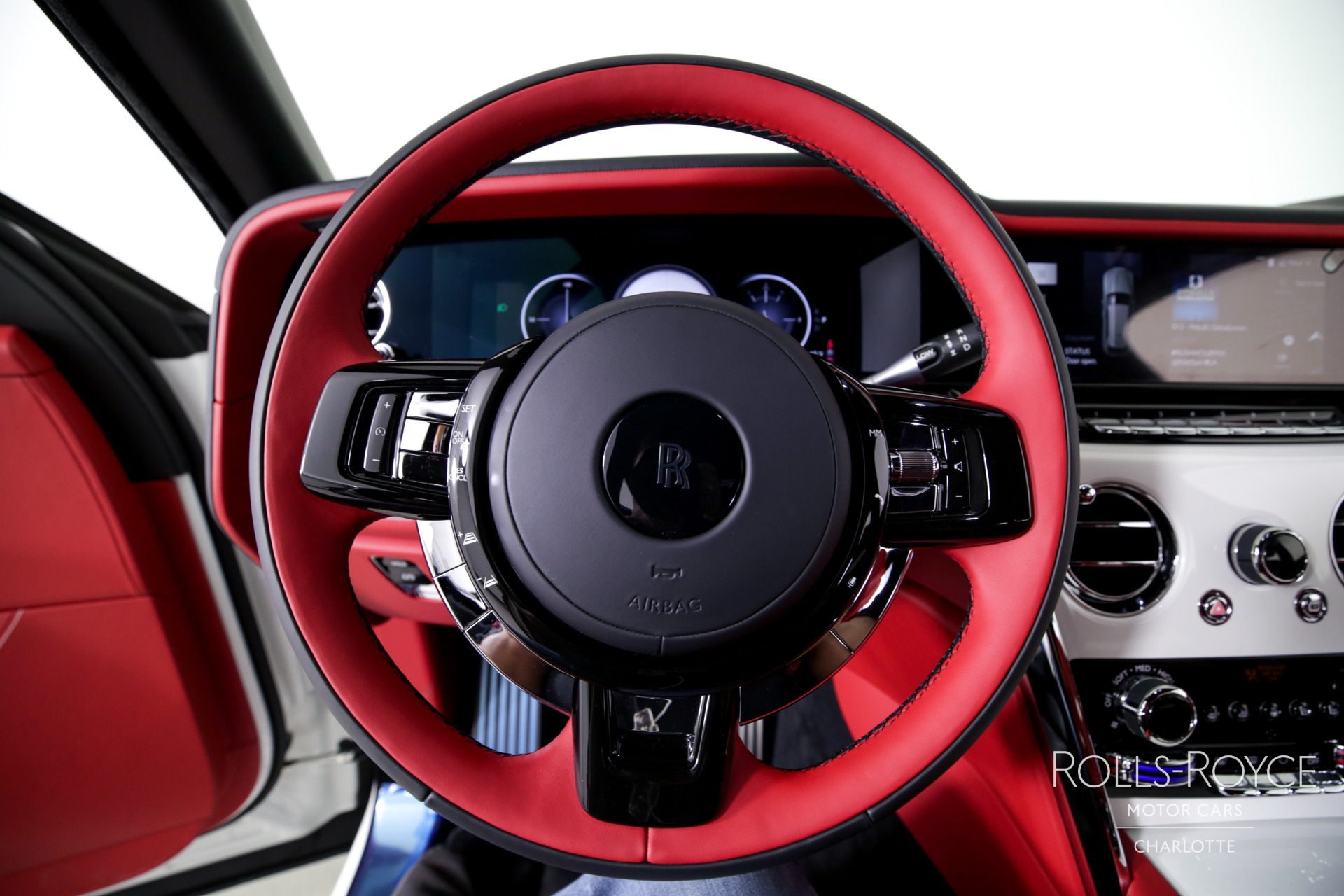 New 2025 Rolls-Royce Cullinan | Charlotte, NC