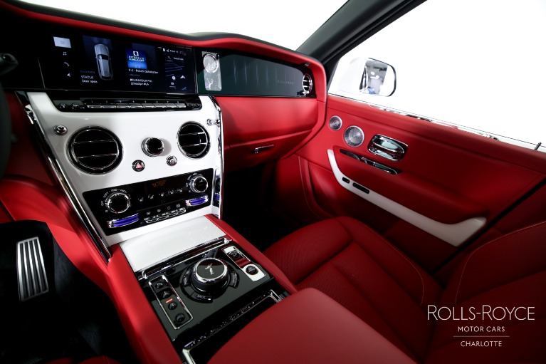 New-2025-Rolls-Royce-Cullinan