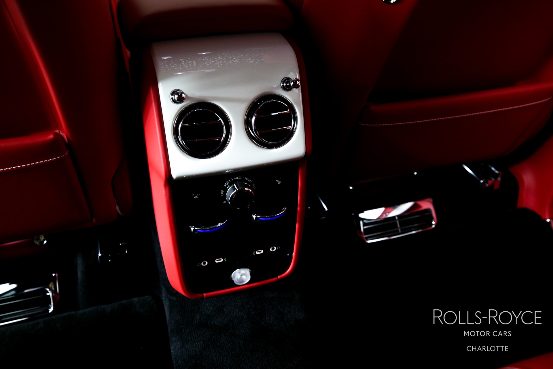 New 2025 Rolls-Royce Cullinan | Charlotte, NC
