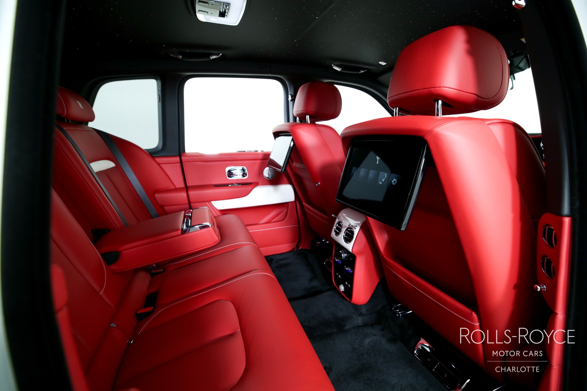 New 2025 Rolls-Royce Cullinan | Charlotte, NC