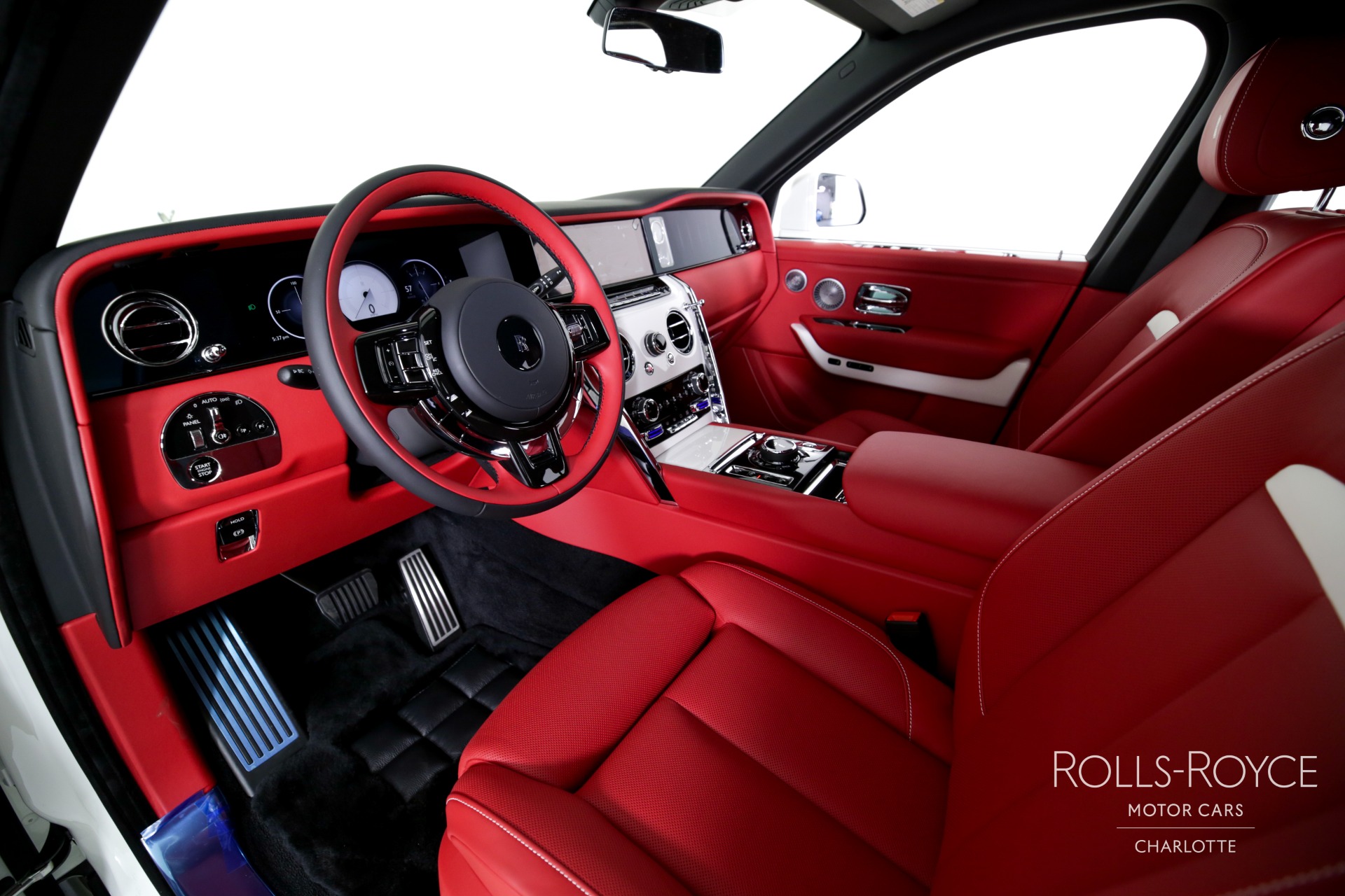 New 2025 Rolls-Royce Cullinan | Charlotte, NC