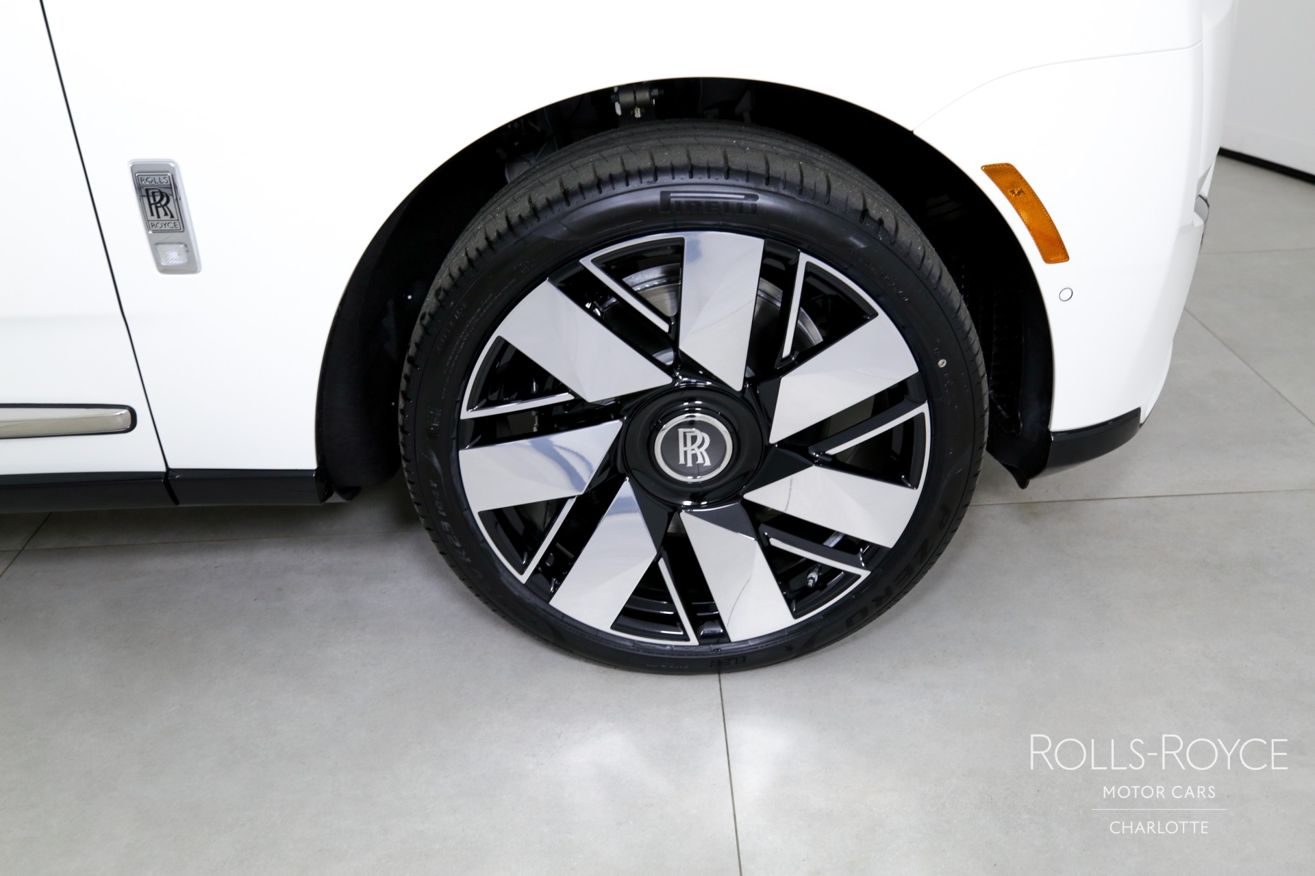 New 2025 Rolls-Royce Cullinan | Charlotte, NC