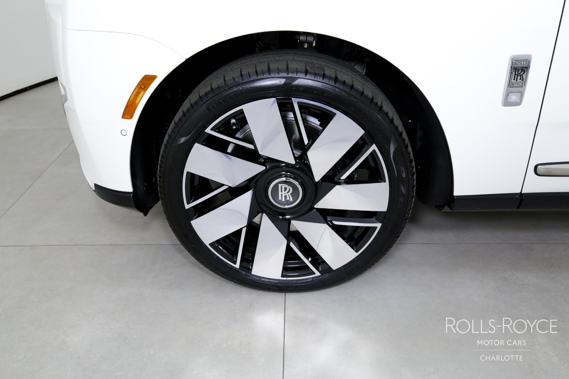 New 2025 Rolls-Royce Cullinan | Charlotte, NC