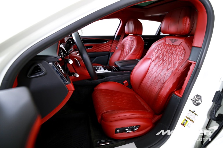 Used-2021-Bentley-Flying-Spur-V8